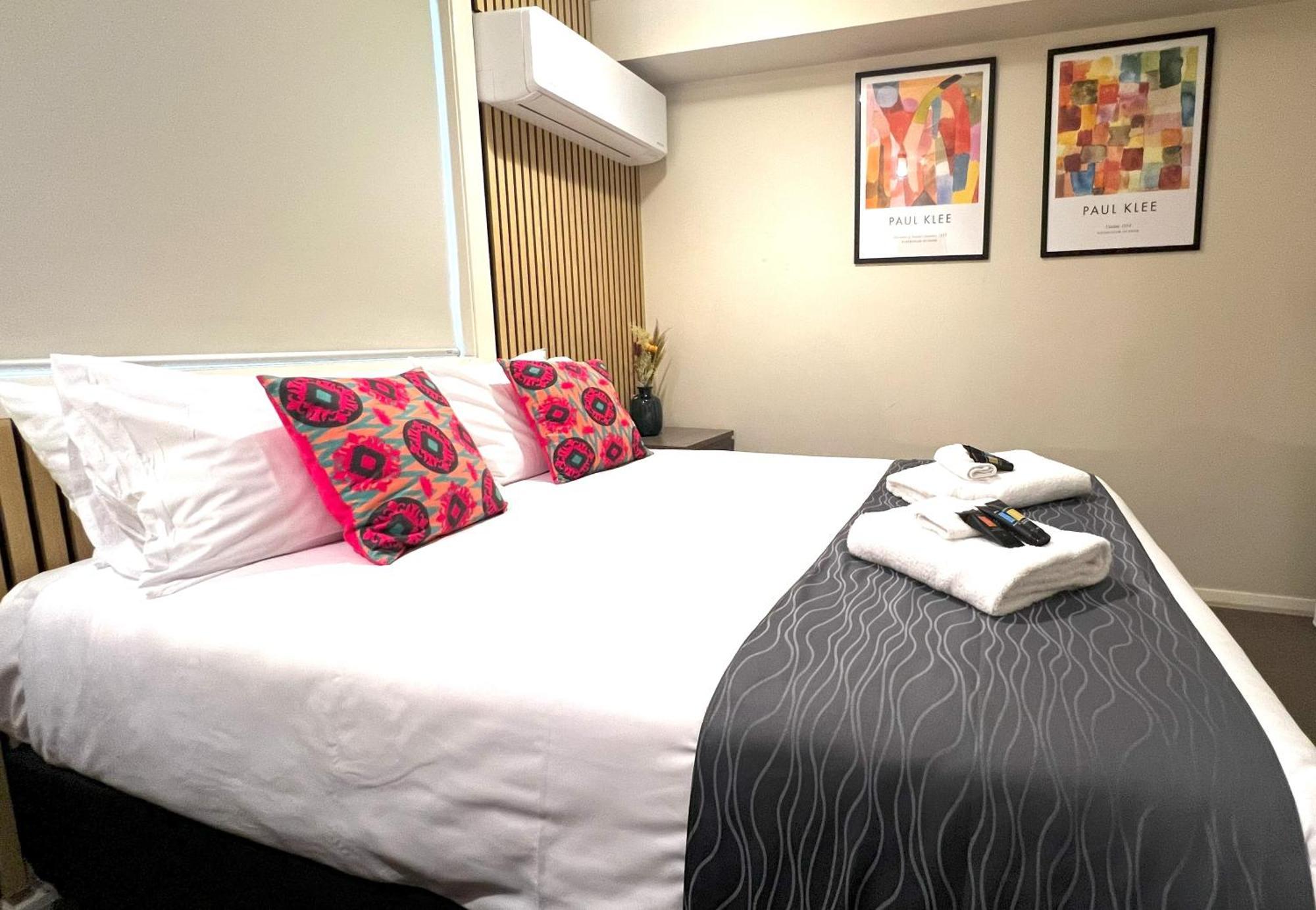 Inn Comfort Serenity